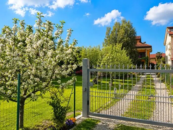 Casa con 6 locali in vendita in Cirie'