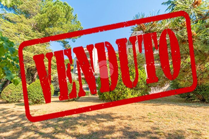 Appartamento bilocale in vendita in Via Pieve di Cadore, Roma