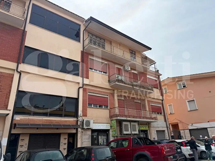 Appartamento quadrilocale in vendita in Via Pietro Nenni, Aprilia