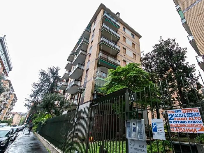 Appartamento bilocale in affitto in Via Cavaleri, Milano