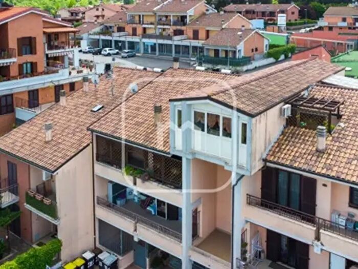 Appartamento quadrilocale in vendita in Via Colle del Noce, San Cesareo