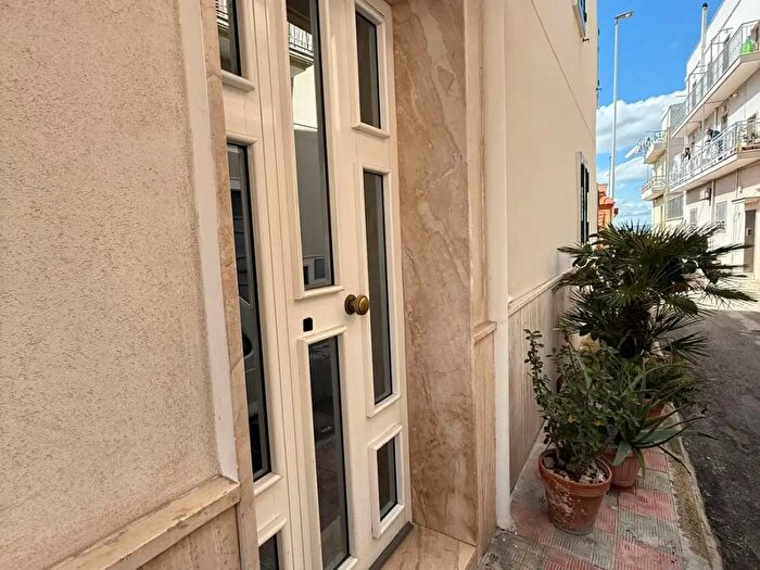 Appartamento in vendita in Via Padre Alessandro Gallo, Massafra