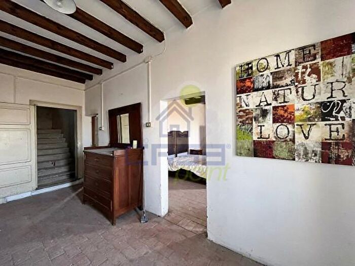 Casa con 5 locali in vendita in Strada San Fermo, Piubega