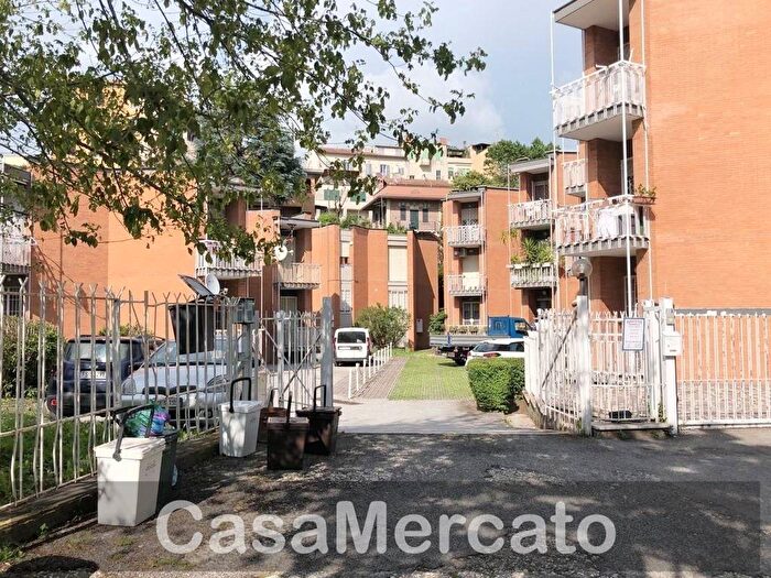 Appartamento trilocale in affitto in Via Pompeo Magno, Centro, Albano Laziale