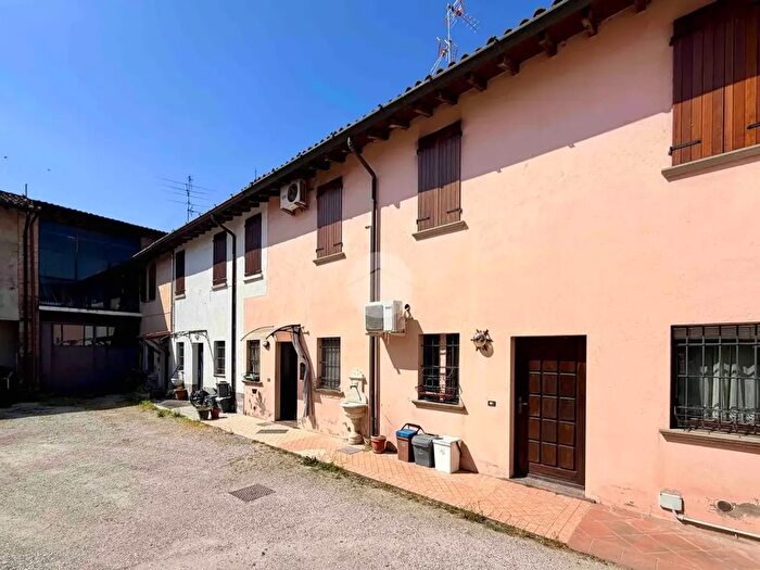 Casa trilocale in vendita in Via Guglielmo Marconi, Poncarale