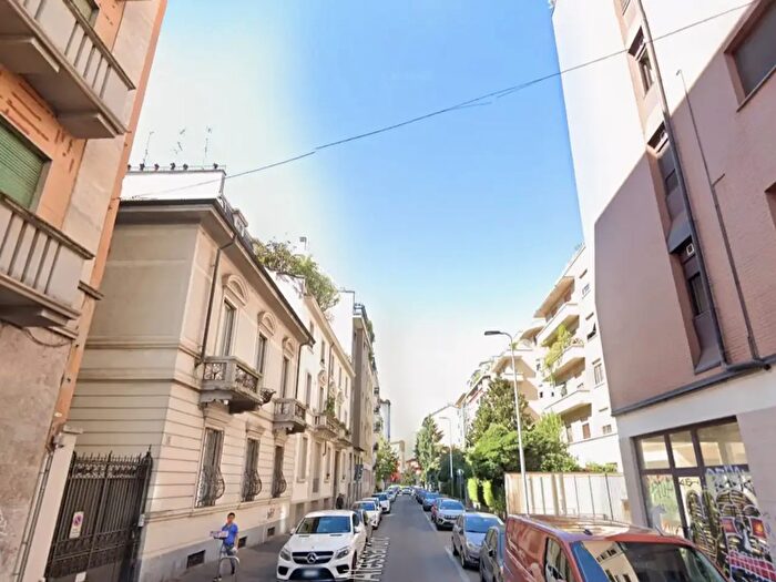 Appartamento quadrilocale in affitto in Via Sant'Alessandro Sauli, Milano