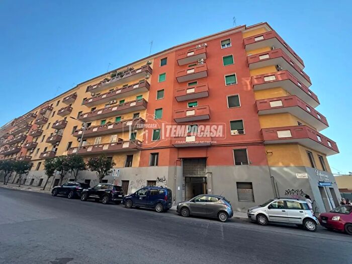 Appartamento trilocale in vendita in Viale Quinto Ennio a, Bari