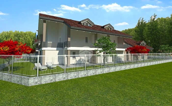 Appartamento trilocale in vendita in Via San Gabriele Snc, Pianezza