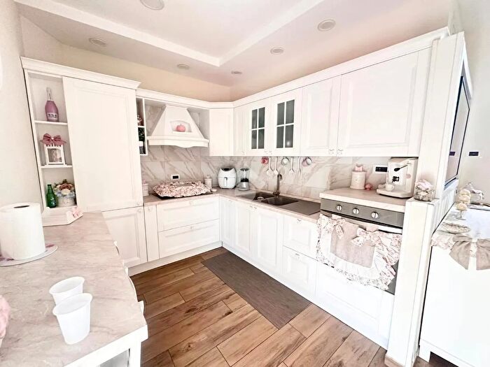 Appartamento bilocale in vendita in Via Enrico Toti, Casoria