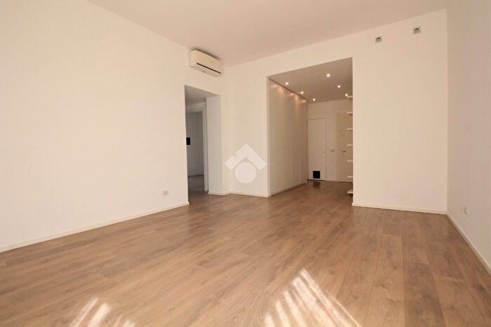 Appartamento trilocale in affitto in Nona Strada Torre, Segrate