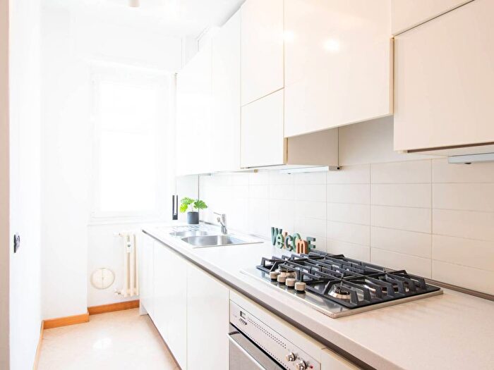 Appartamento trilocale in affitto in Via Padova, Crescenzago, Milano