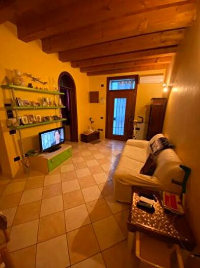 Appartamento trilocale in vendita in Vicolo Preti, Adria