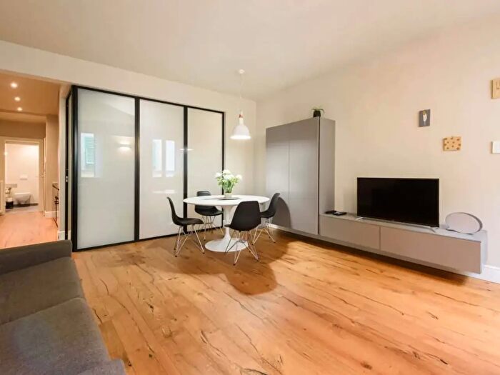 Appartamento monolocale in affitto in Firenze