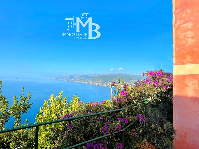 Casa con 5 locali in vendita in Camogli