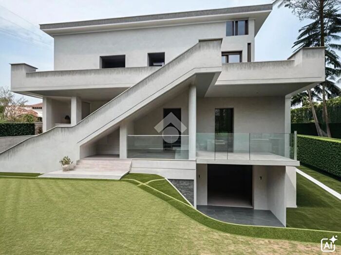 Casa con 6 locali in vendita in Via Provinciale, Montelabbate