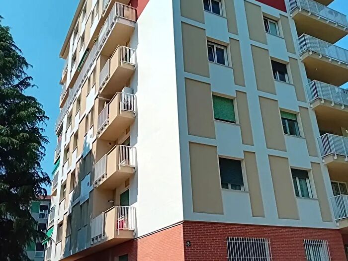 Appartamento bilocale in vendita in Via Gaetano Salvemini, Milano