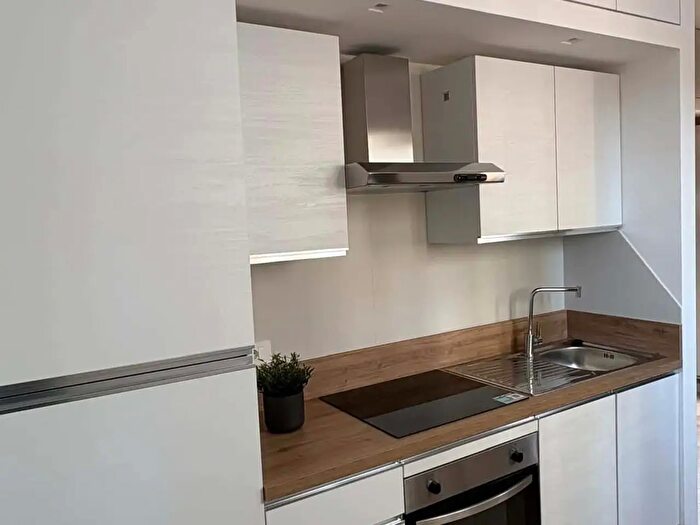 Appartamento monolocale in affitto in Via Benadir, Roma