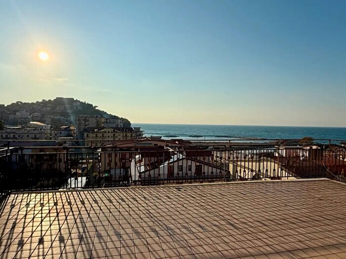 Appartamento bilocale in vendita in Via Caravaggio, Agropoli