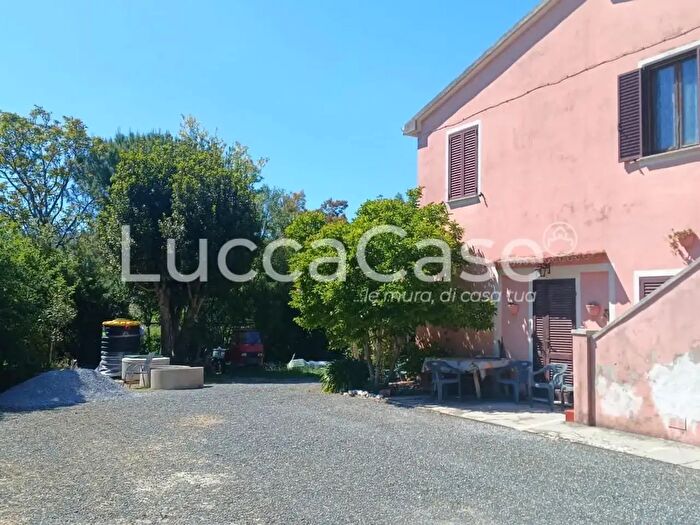 Appartamento trilocale in vendita in l, Riparbella