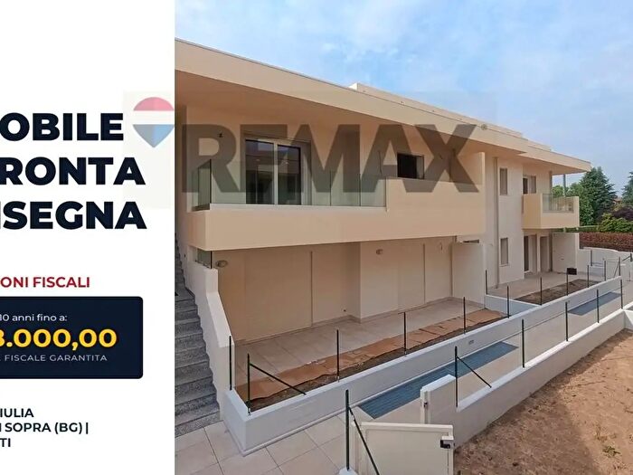 Appartamento trilocale in vendita in Via Cesare Battisti, Brembate Di Sopra