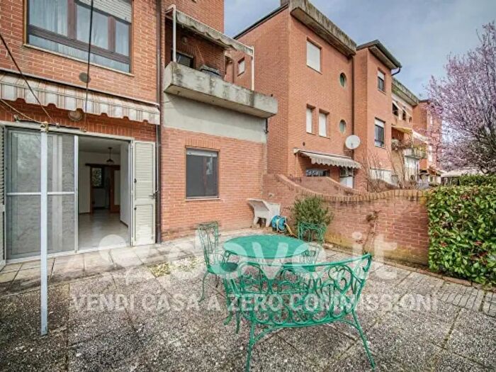 Appartamento trilocale in vendita in Via Guido Bruni, Monteroni DArbia