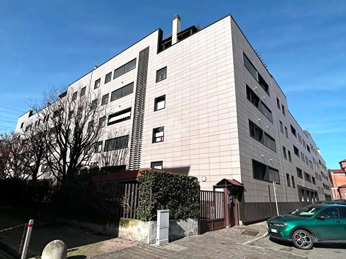 Appartamento quadrilocale in vendita in Via Via Ciniselli, Settimo Milanese