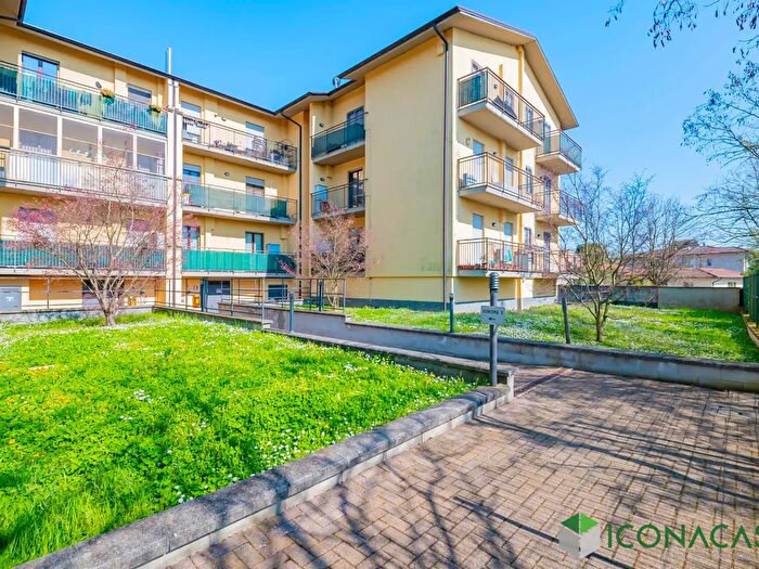 Appartamento bilocale in vendita in Via Angelo Lombardini, Vidigulfo
