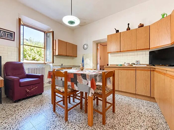 Appartamento quadrilocale in vendita in Località Puglia, Arezzo