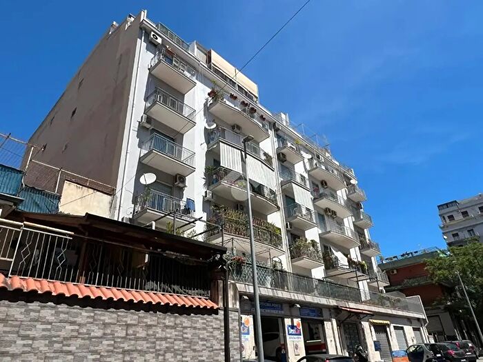 Appartamento quadrilocale in vendita in Via Cavaliere, Catania