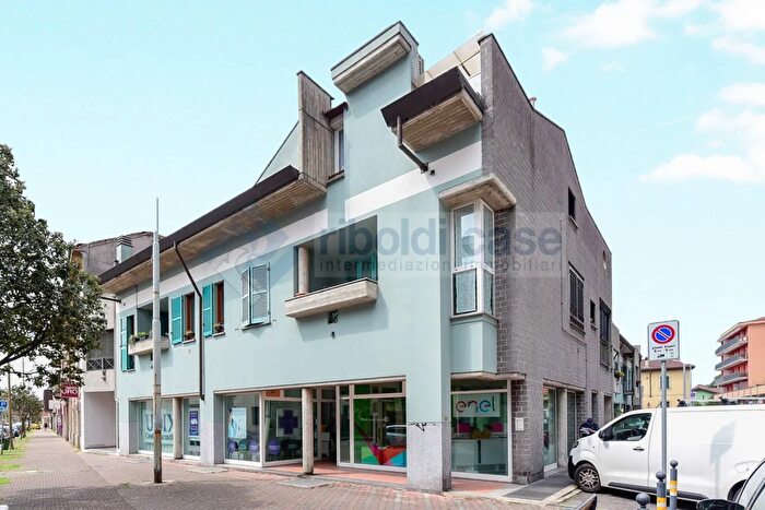 Appartamento quadrilocale in vendita in Desio