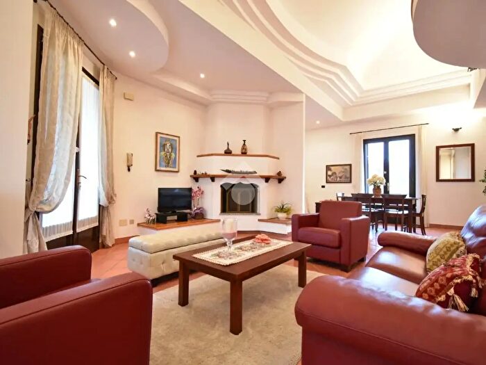 Casa quadrilocale in vendita in Via Romagna, Savignano Sul Rubicone