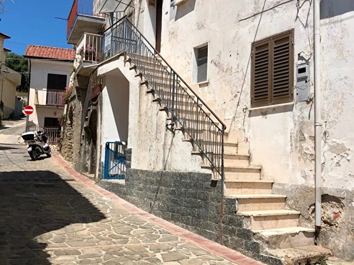 Appartamento quadrilocale in vendita in Via Convento, Casal Velino
