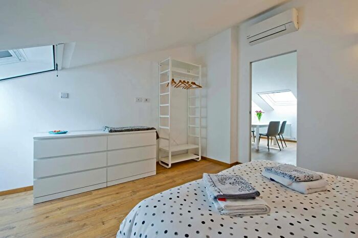 Appartamento monolocale in affitto in Via Zezio, Como