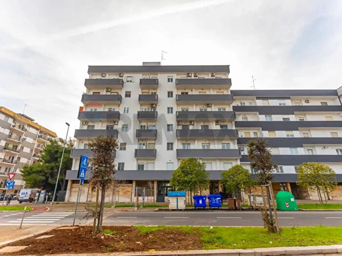 Appartamento bilocale in affitto in Via Caldarola B, Bari