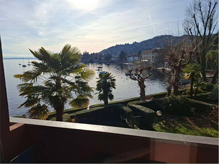 Appartamento trilocale in affitto in Via Sempione, Centro, Meina