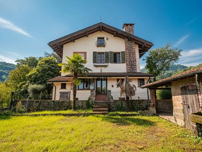 Casa con 7 locali in vendita in Via Ca' Boldù, Teolo