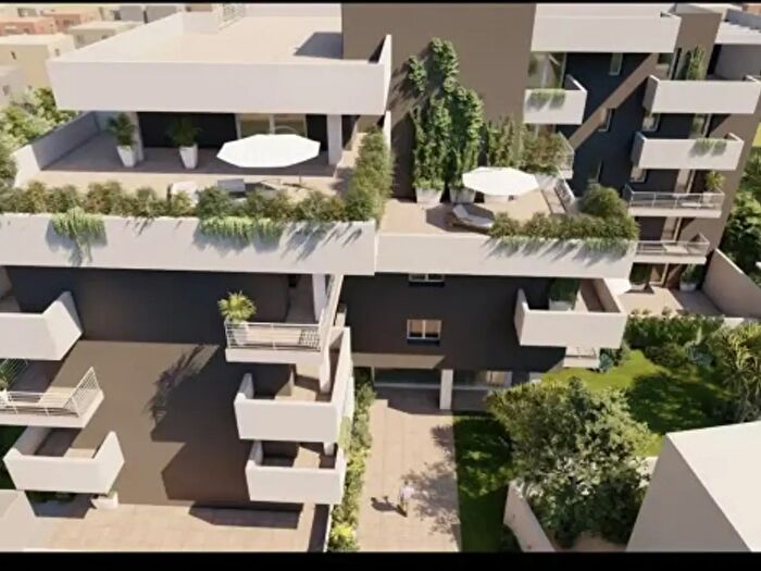 Appartamento quadrilocale in vendita in Via Taranto, Lecce