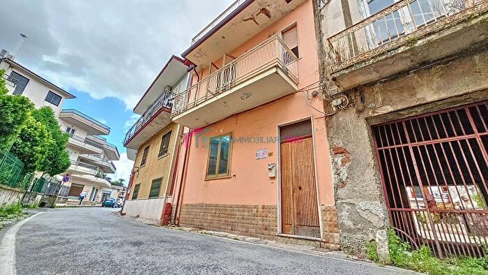 Appartamento trilocale in vendita in Via Francesco Petrarca San Vitaliano Napoli, San Vitaliano