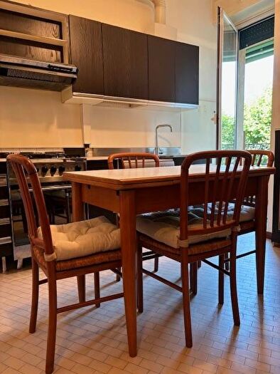 Appartamento trilocale in affitto in Via Leopoldo Marchetti, Pezzotti Meda, Milano