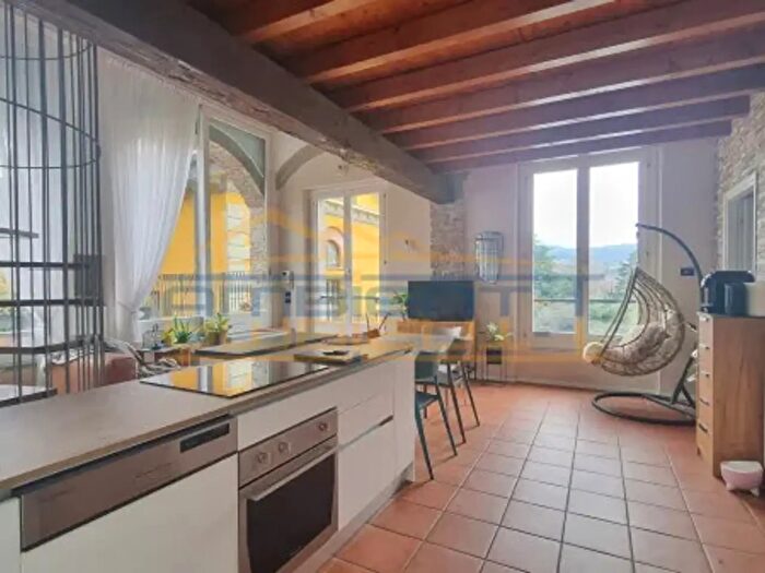 Appartamento trilocale in vendita in Frazione Molinazzo, Brivio