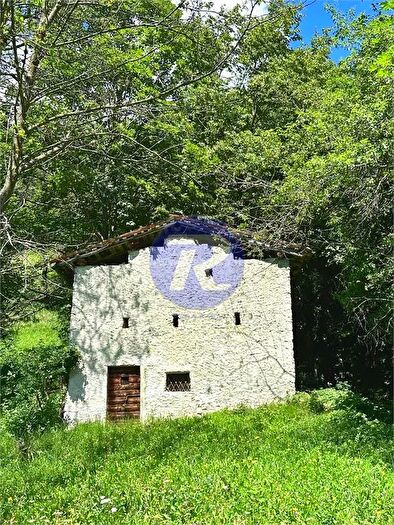 Casa bilocale in vendita in Via Villa Dossena Bg, Dossena