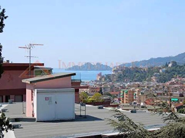 Appartamento bilocale in affitto in Camporino, Castello Don Minzoni, Rapallo