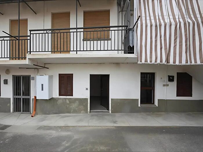 Appartamento trilocale in affitto in Via Principe della Cisterna, Reano