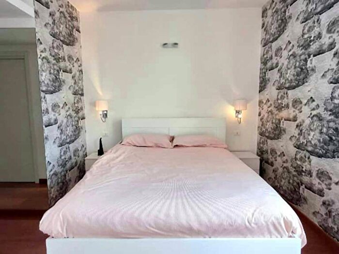 Appartamento trilocale in affitto in Via Medeghino, Cermenate Abbiategrasso, Milano