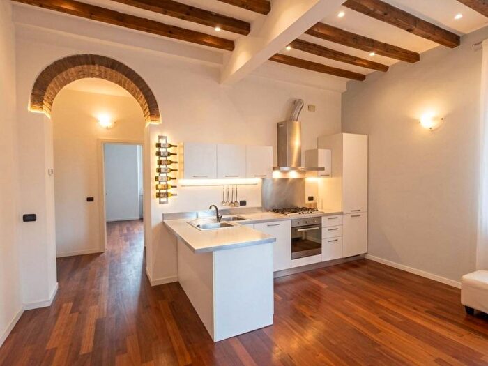 Appartamento bilocale in affitto in Via Monviso, Paolo Sarpi, Milano