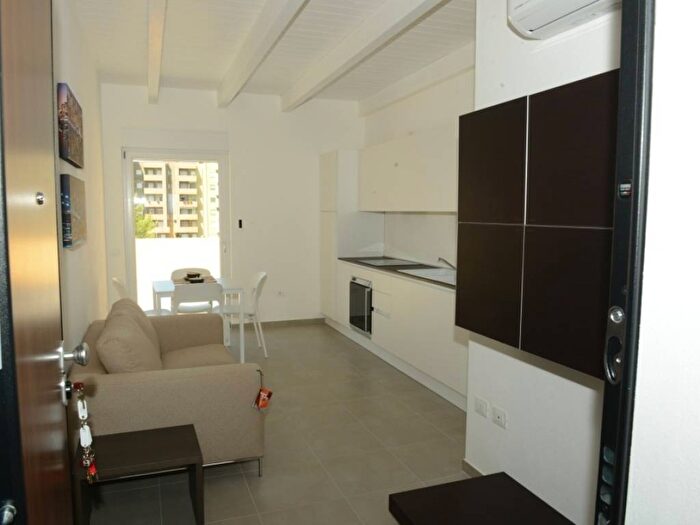 Appartamento bilocale in affitto in Via Robert Koch, Monte Claro, Cagliari
