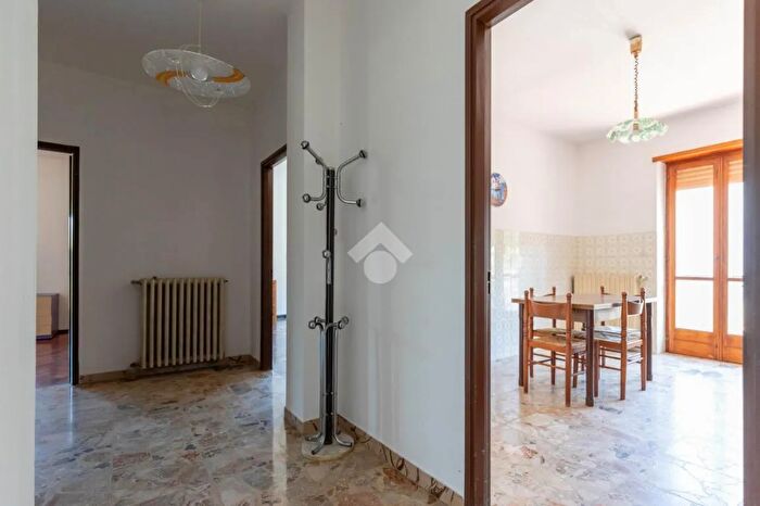 Appartamento trilocale in affitto in Via Moncucco, Lusernetta