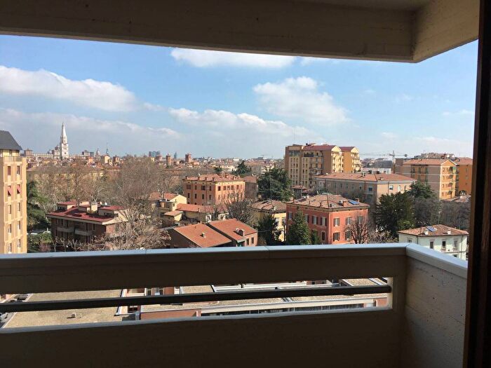 Appartamento quadrilocale in affitto in Via Carlo Sigonio, Buon Pastore Parco Amendola, Modena