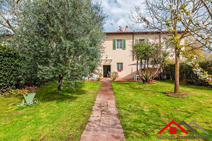 Casa con 5 locali in vendita in San Giuliano Terme