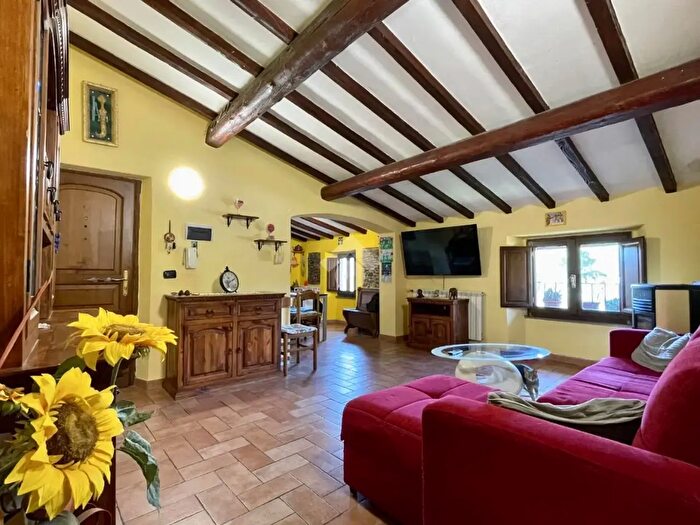 Appartamento quadrilocale in vendita in Località Olmi Lutiano, Borgo San Lorenzo